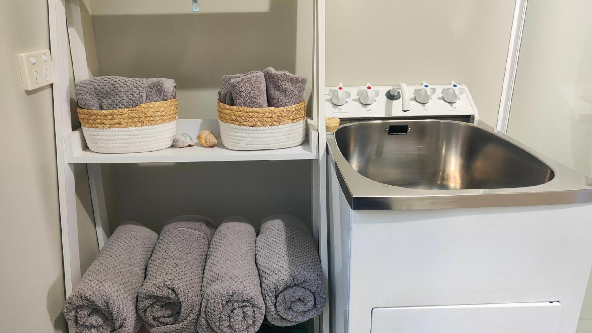 Appartamento Pukemara Retreat Sandymount Esterno foto